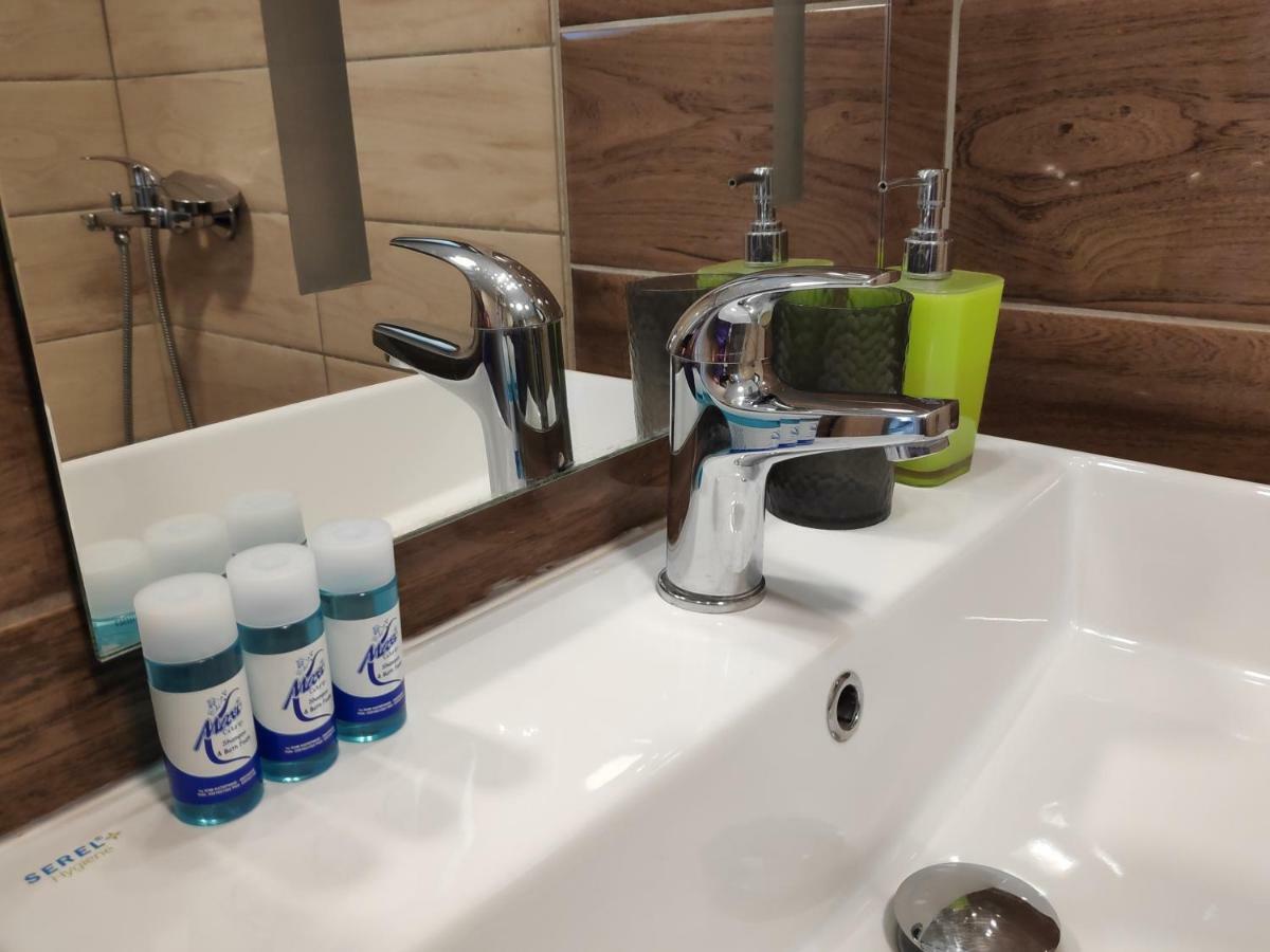 Ofrynio Deluxe Apartments Офриніо Екстер'єр фото