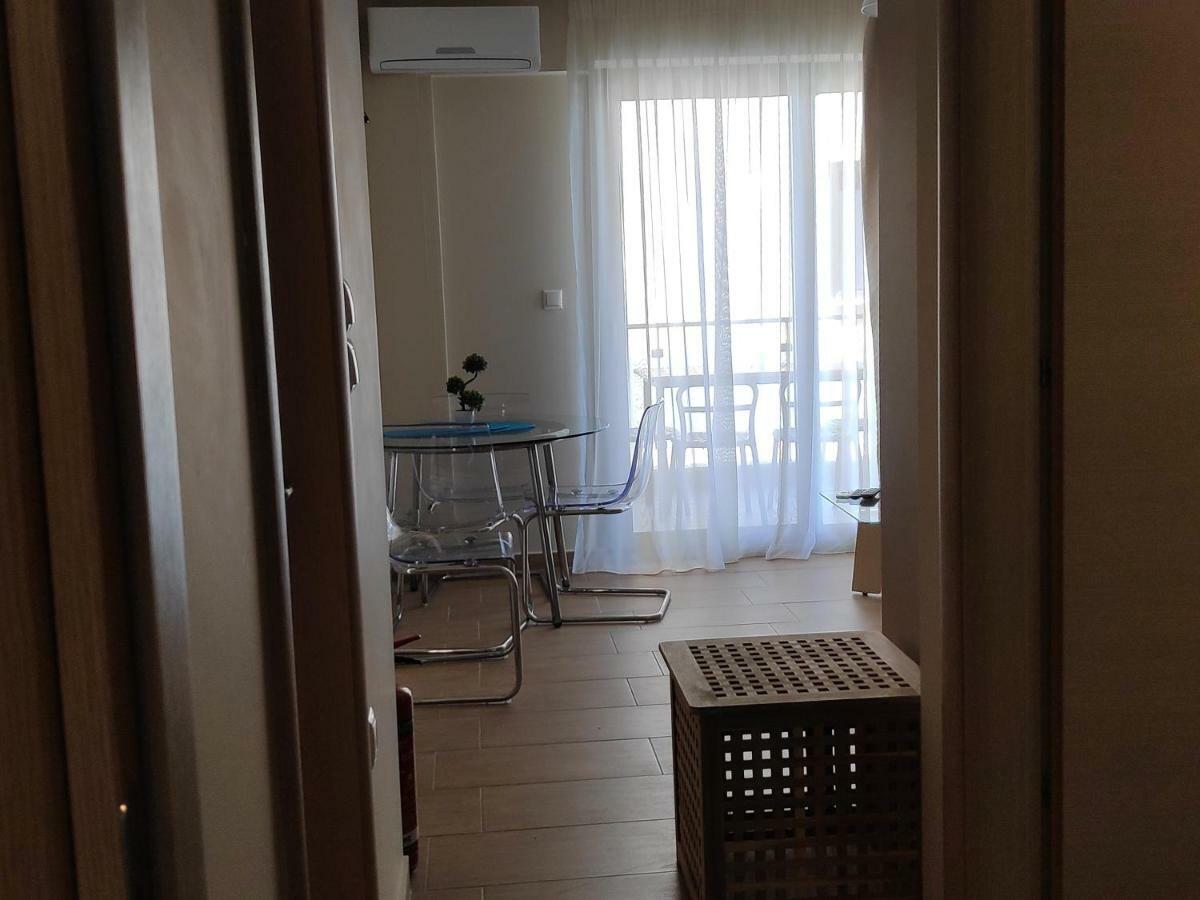 Ofrynio Deluxe Apartments Офриніо Екстер'єр фото
